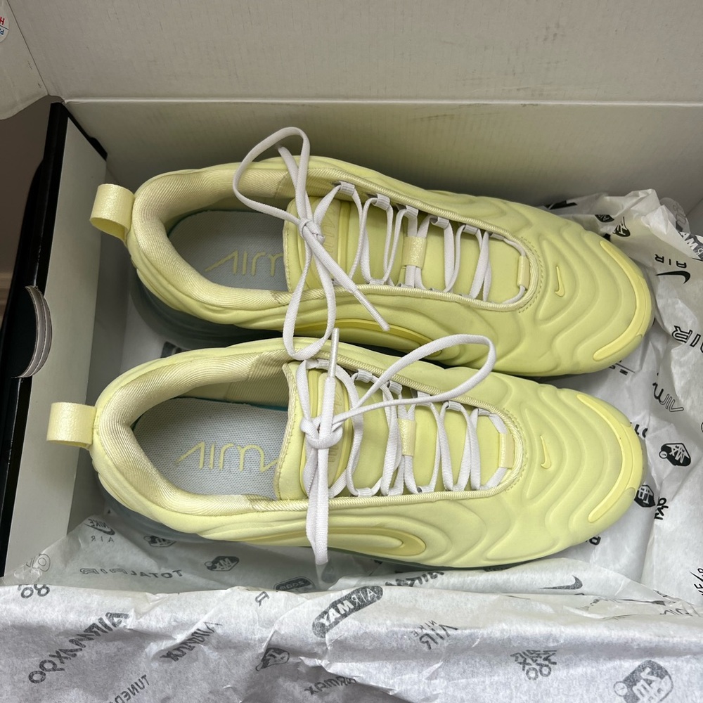 Nike Air Max 720 SE - Size 8.5 Women (US) - Picture 6 of 14